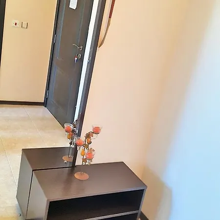 Dune One-bedroom Eh